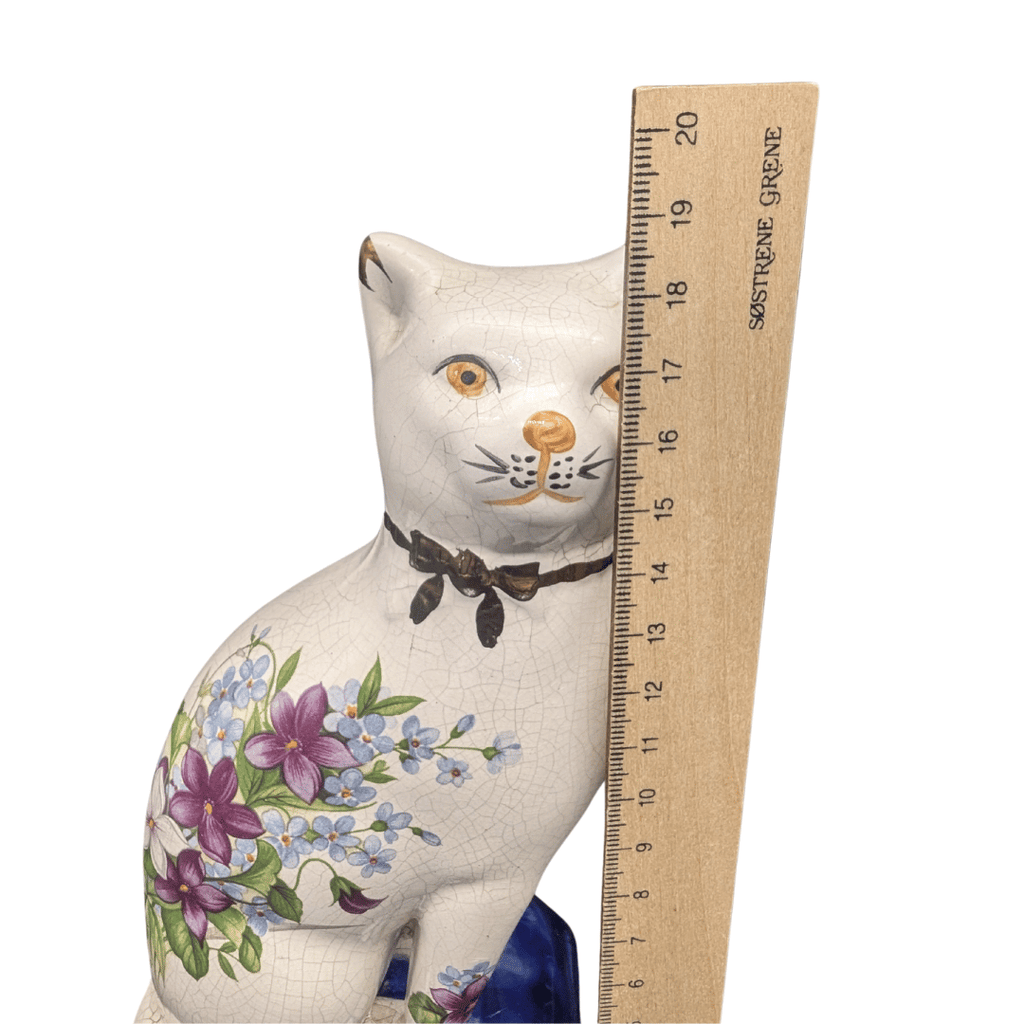 Glasierte Staffordshire-Katze mit Krakelee, England, 2 Varianten