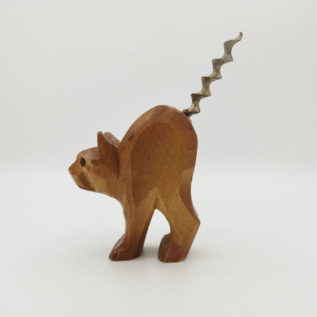 Katzen-Korkenzieher aus Holz