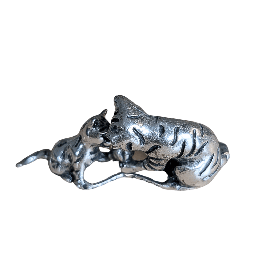 Kleine Katzenfiguren aus Silber oder Zinn, 9 Varianten