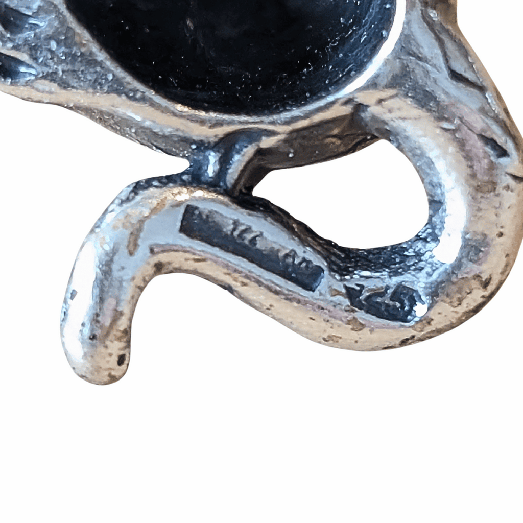 Kleine Katzenfiguren aus Silber oder Zinn, 9 Varianten
