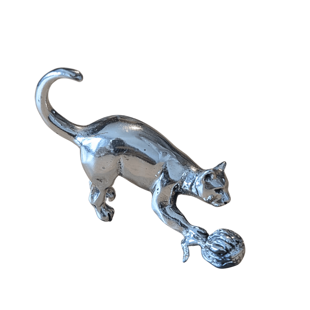 Kleine Katzenfiguren aus Silber oder Zinn, 9 Varianten