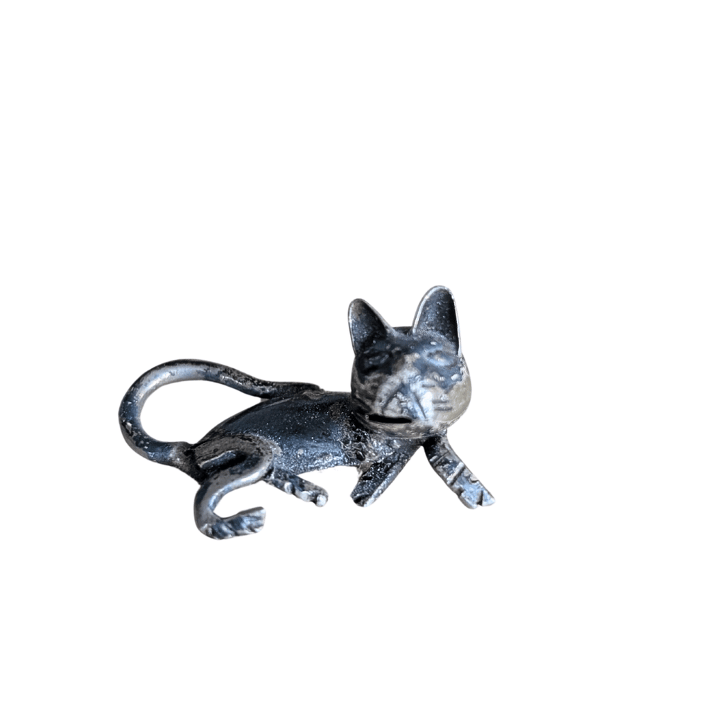 Kleine Katzenfiguren aus Silber oder Zinn, 9 Varianten