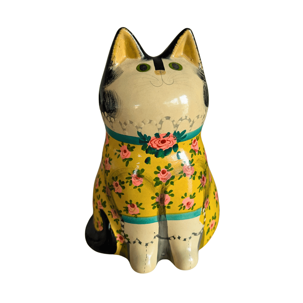 Rare Katzenfigur nach Joan de Bethel im Blumenkleid, 18 cm