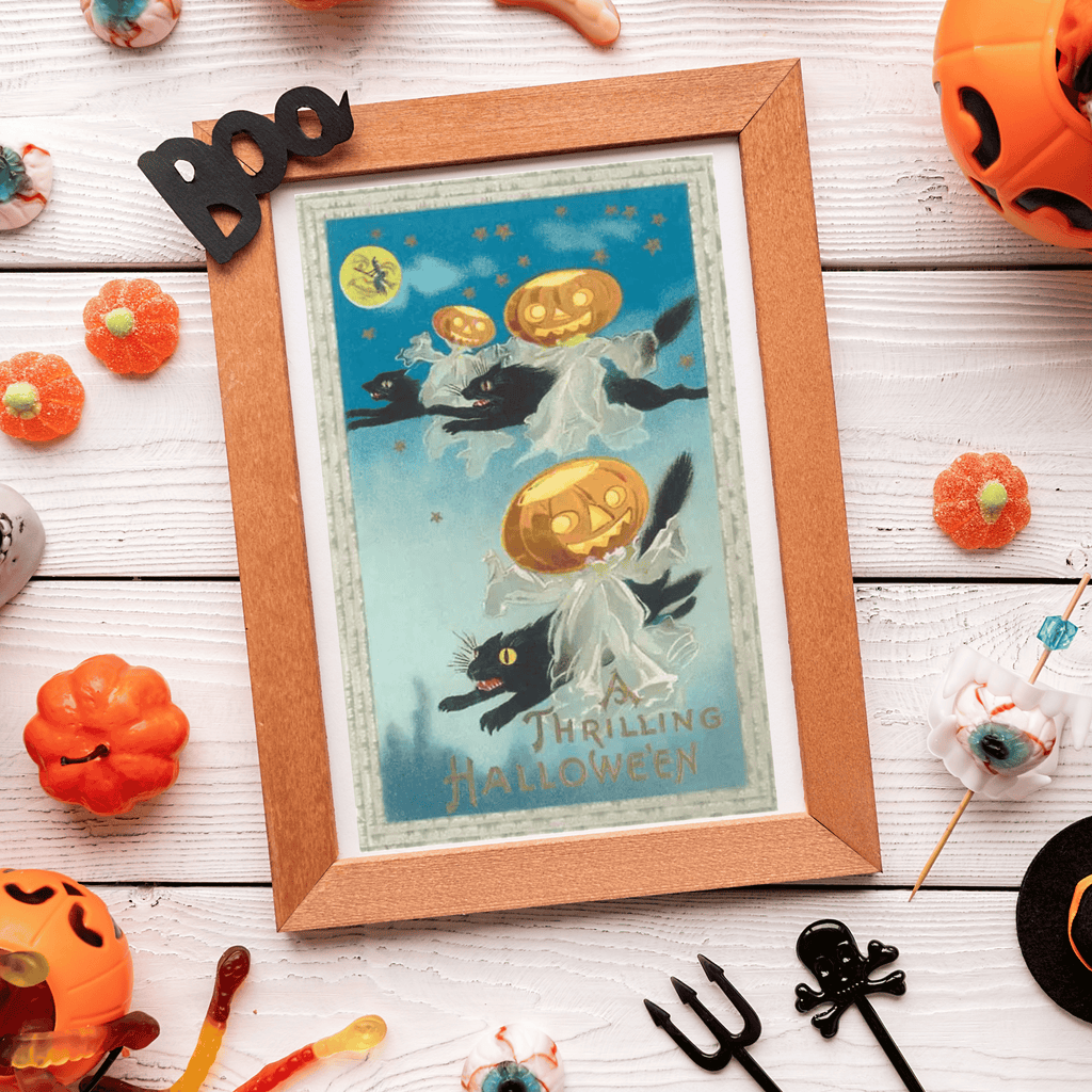 Retro-Postkarte "Flying Halloween Cats"