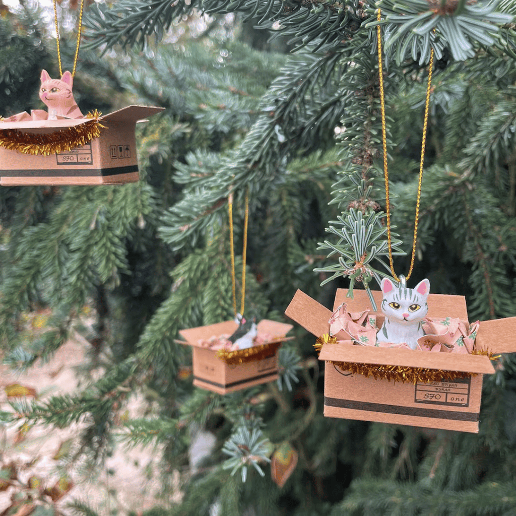 Weihnachtsbaum-Anhänger "Cat in a Box", 6 Varianten