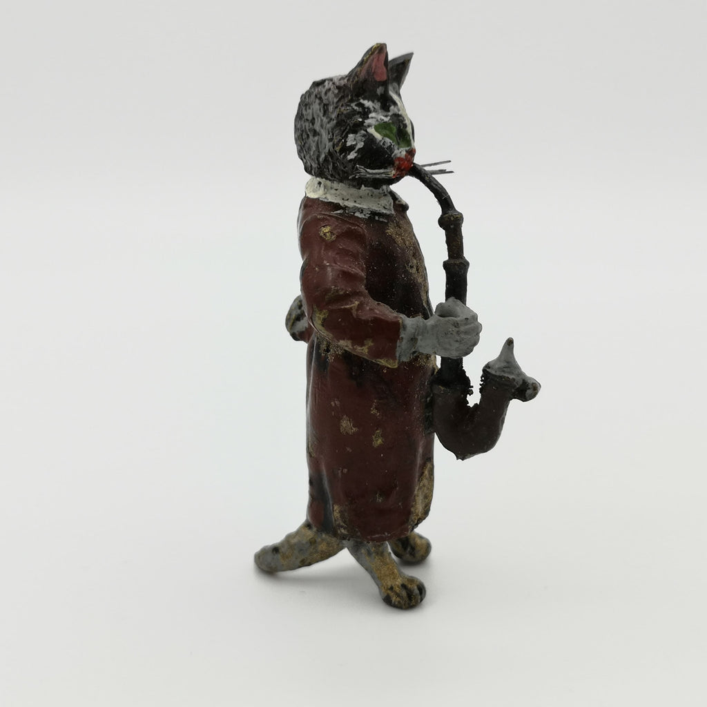 Bronze-Figur Katze im Morgenmantel mit Pfeife