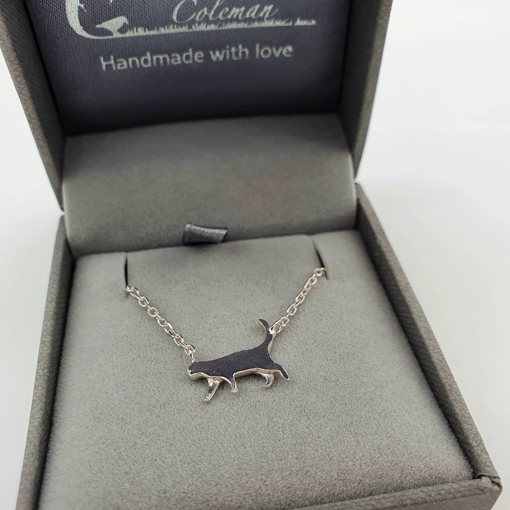 Halskette "Laufende Katze" aus England, 2 Varianten Sir Mittens