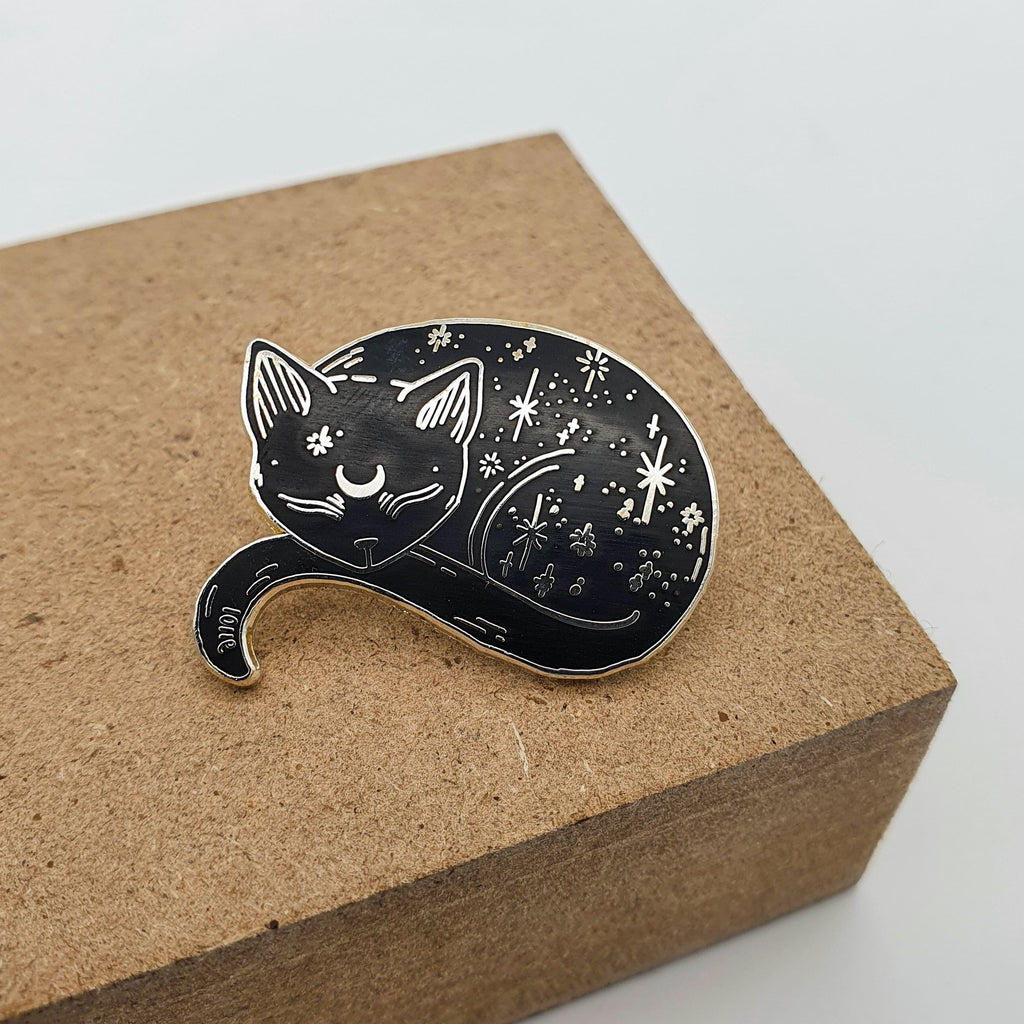 Pin "Mystical Cat" aus Emaille Sir Mittens