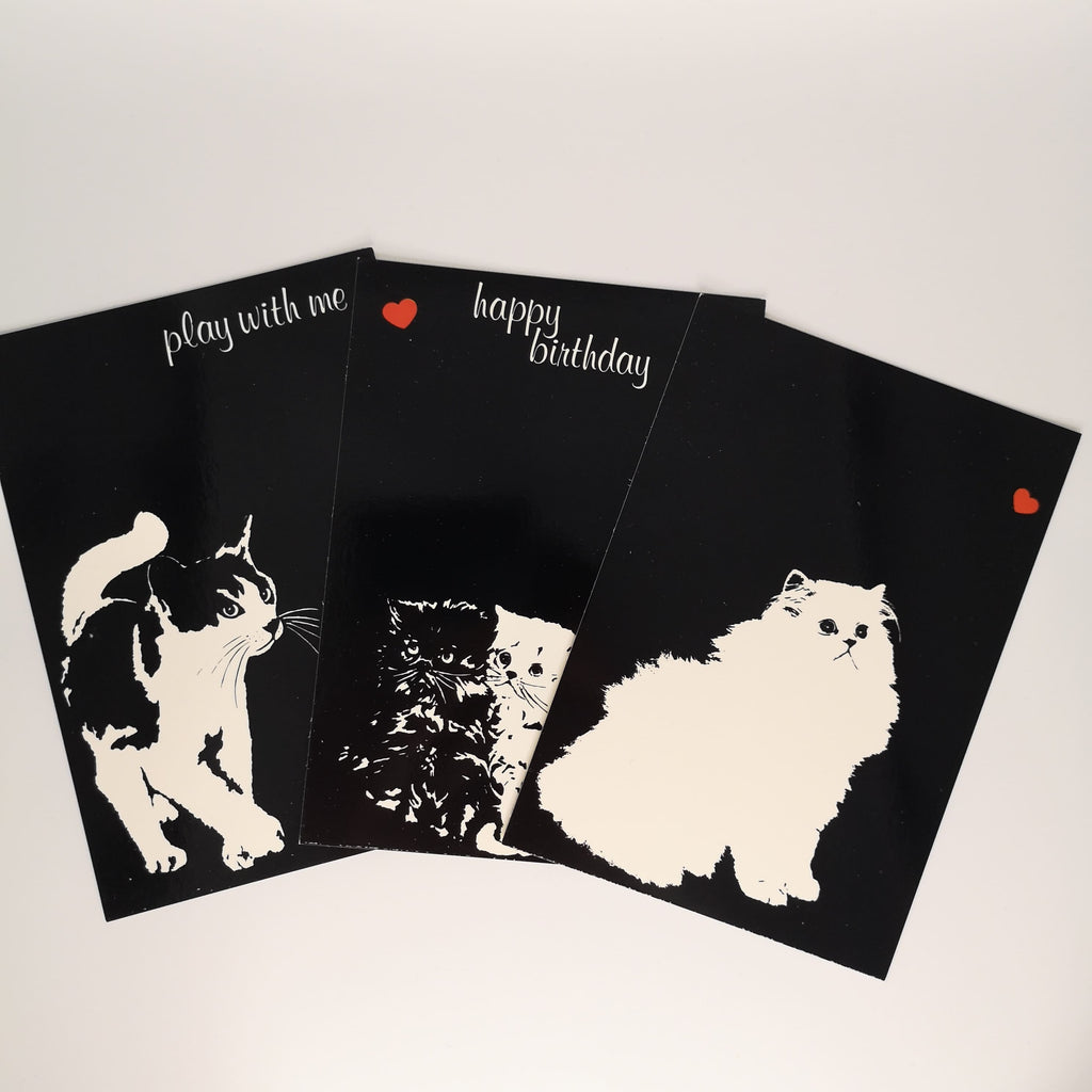 Schwarz-weiße Postkarten mit Katzen