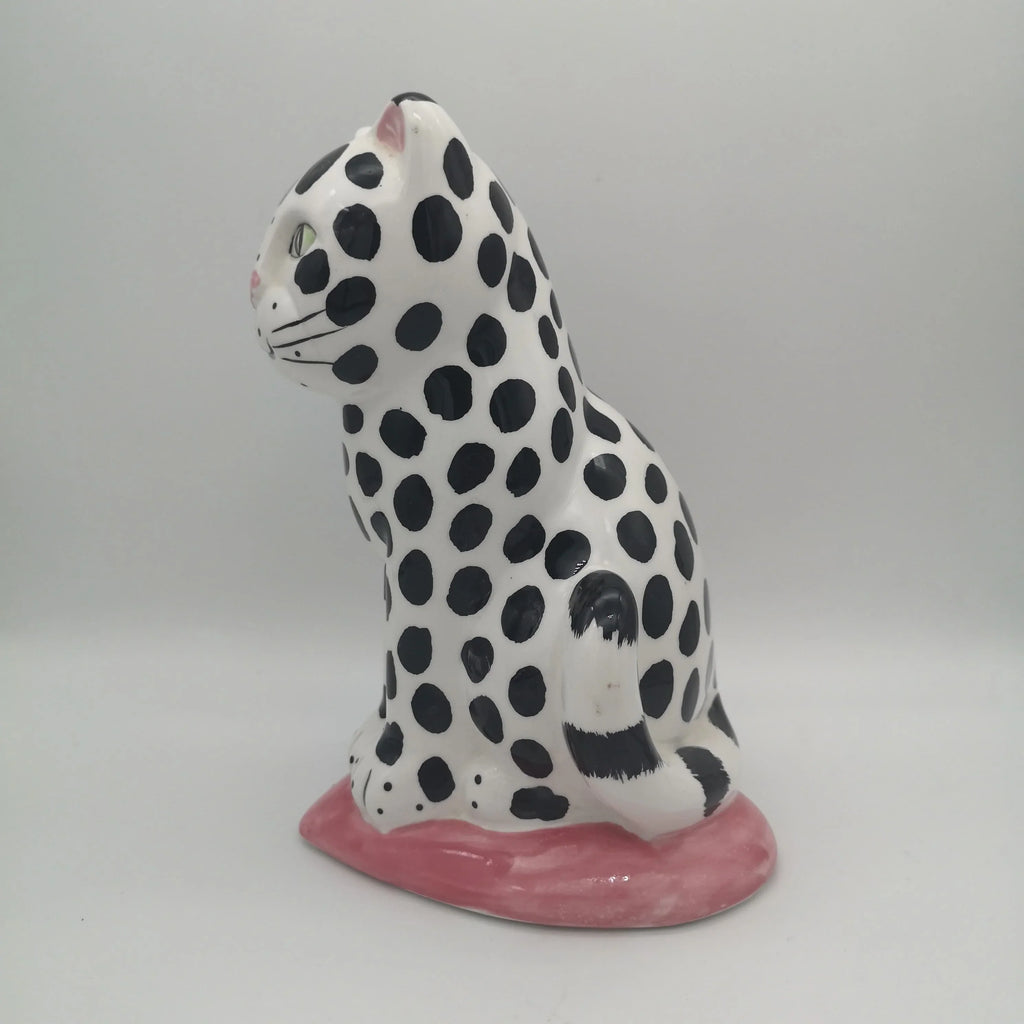Seltene Spardose "Dalmatinerkatze" auf einem Herz sitzend, W. Grönemeyer's Porzellan Sir Mittens